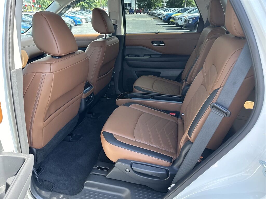 2024 Nissan Pathfinder Platinum Kennesaw GA