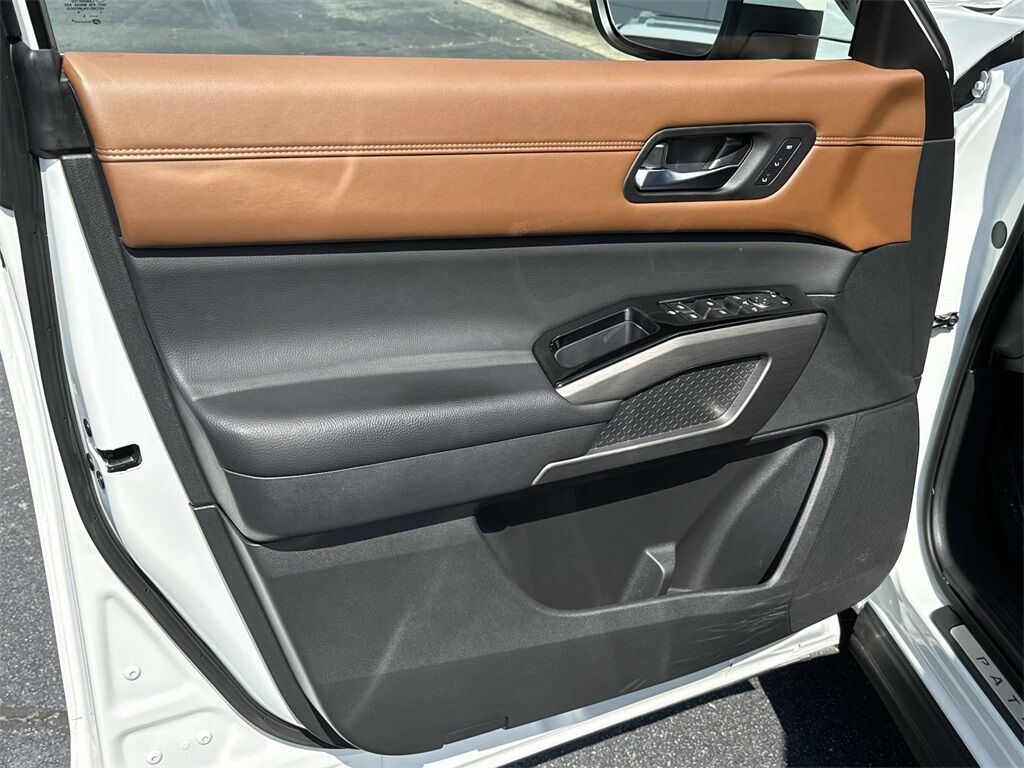 2024 Nissan Pathfinder Platinum Kennesaw GA