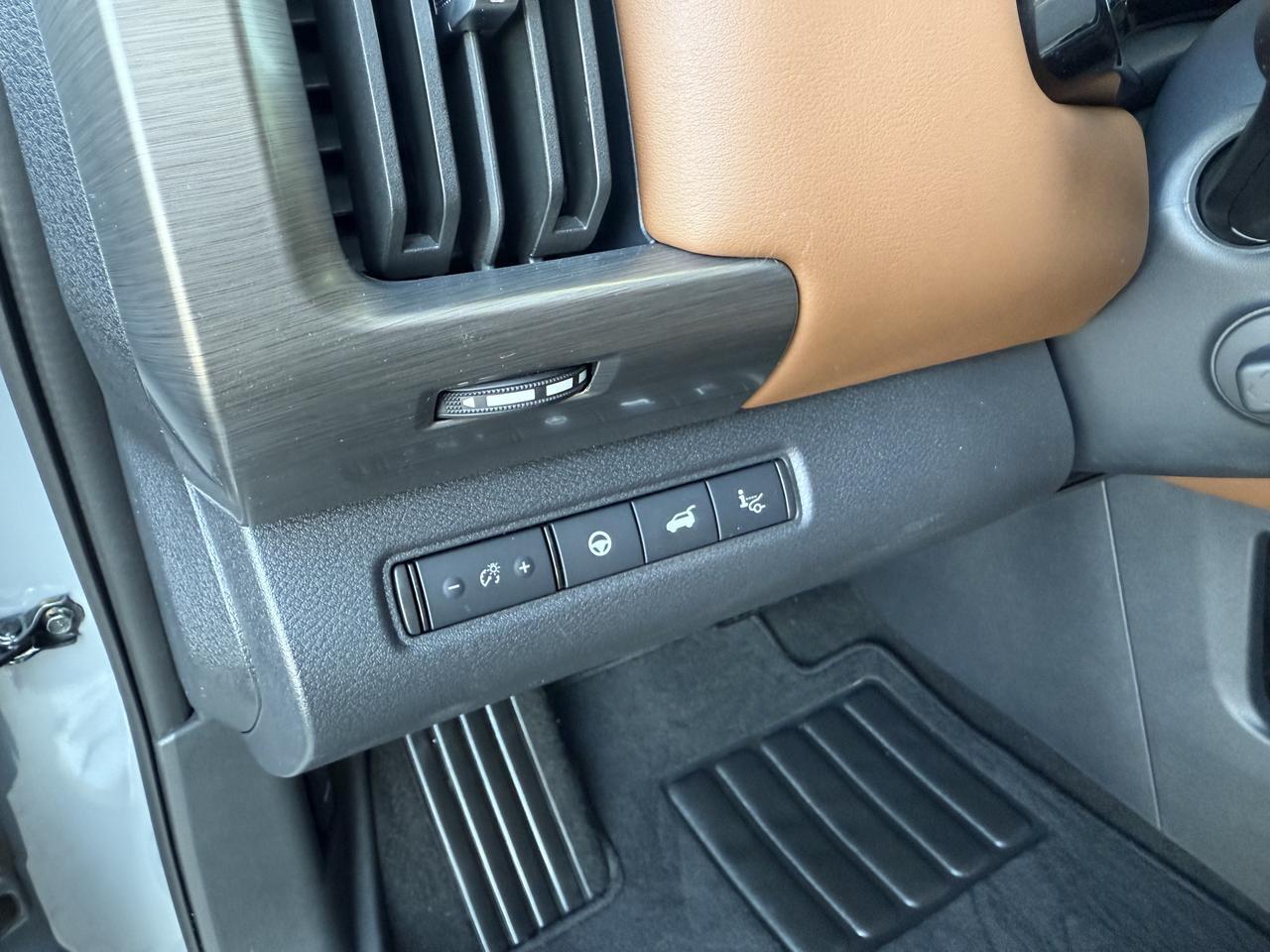 2024 Nissan Pathfinder Platinum Knoxville TN