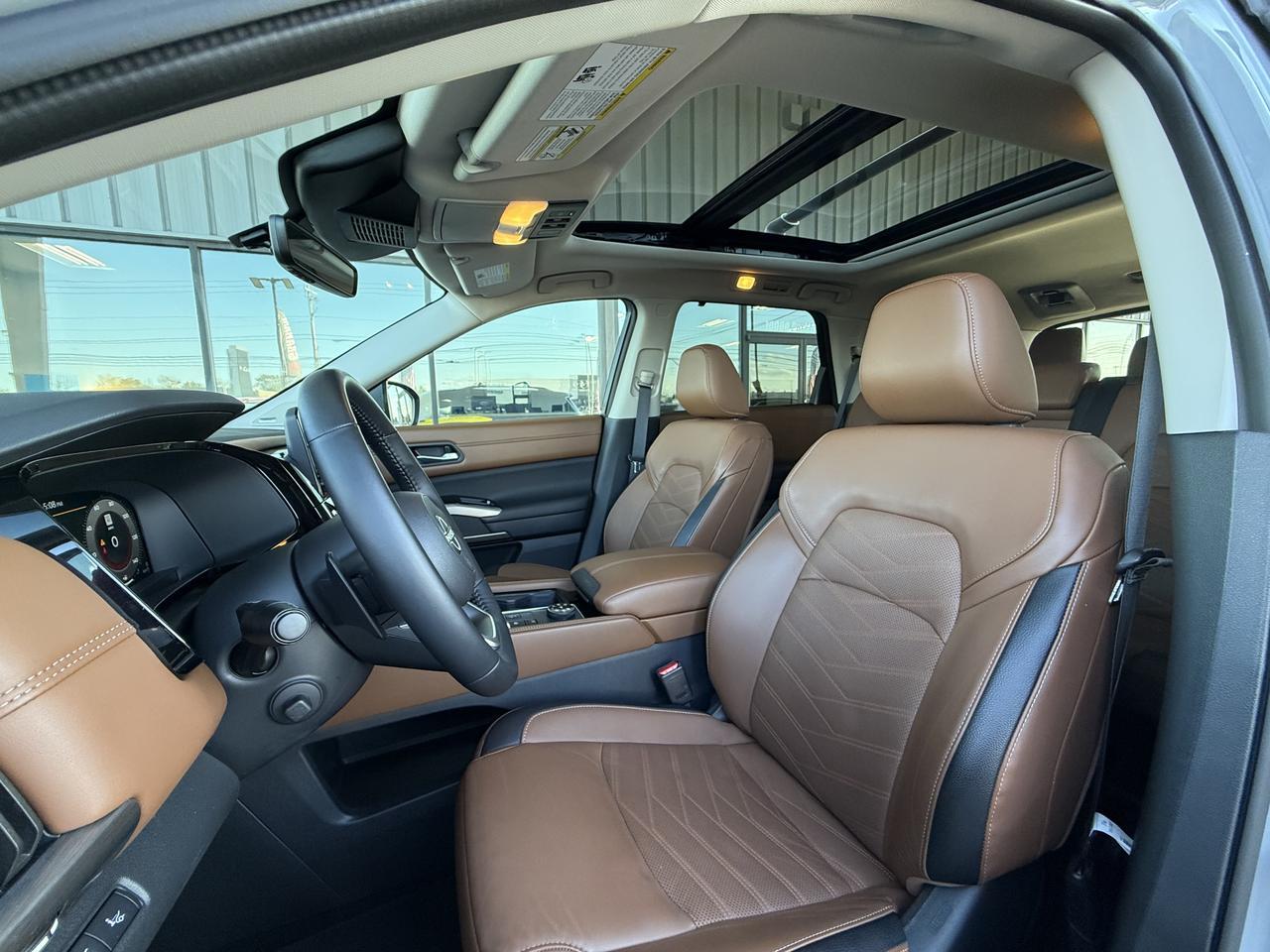 2024 Nissan Pathfinder Platinum Knoxville TN