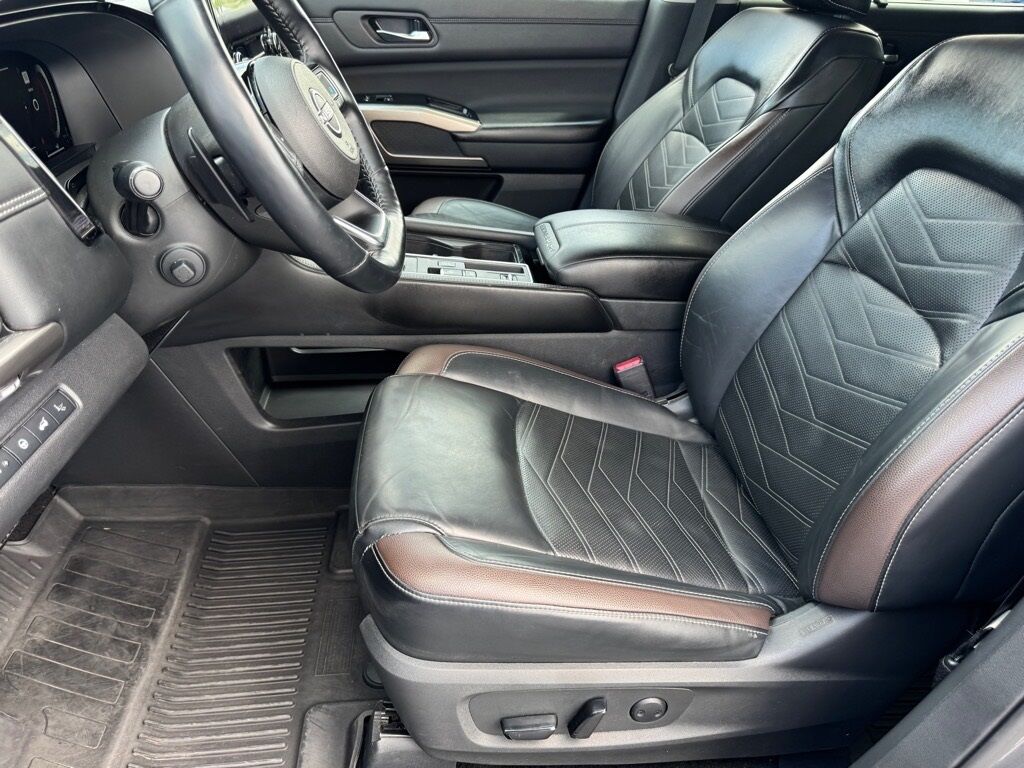 2024 Nissan Pathfinder Platinum Morristown TN