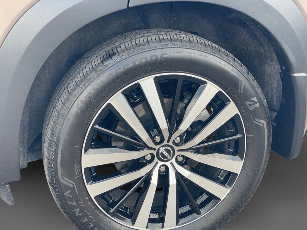 2024 Nissan Pathfinder Platinum Oak Ridge TN