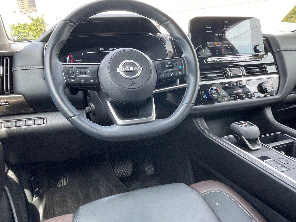 2024 Nissan Pathfinder Platinum Oak Ridge TN