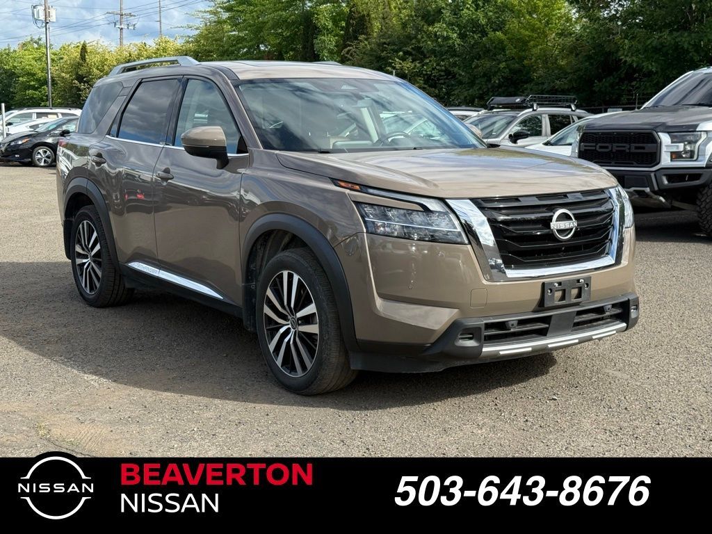 2024 Nissan Pathfinder Platinum