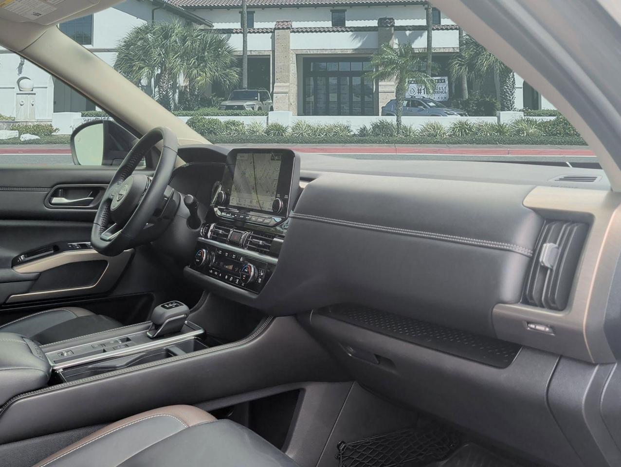 2024 Nissan Pathfinder Platinum San Juan TX