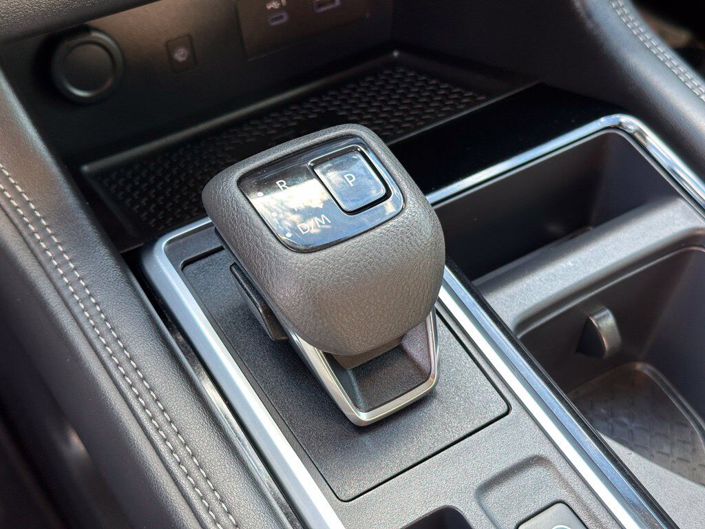 2024 Nissan Pathfinder Platinum Tucson AZ