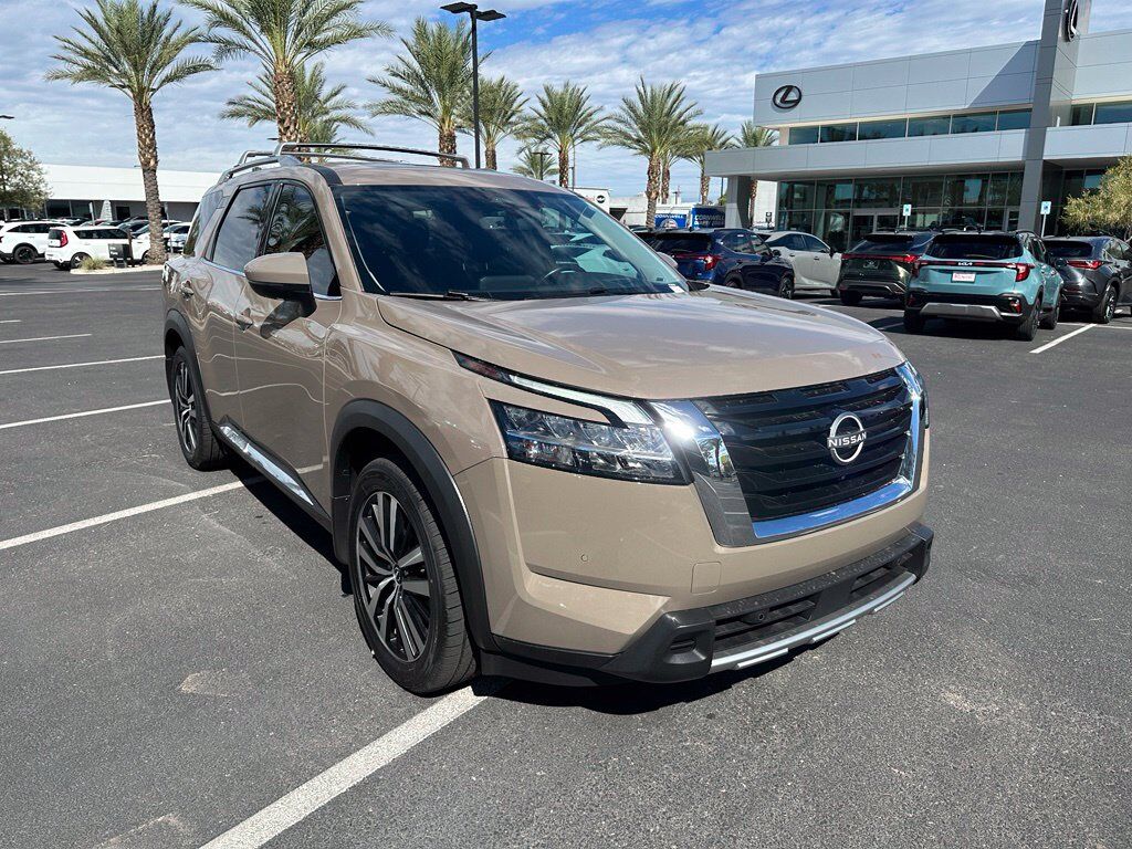 2024 Nissan Pathfinder Platinum Tucson AZ