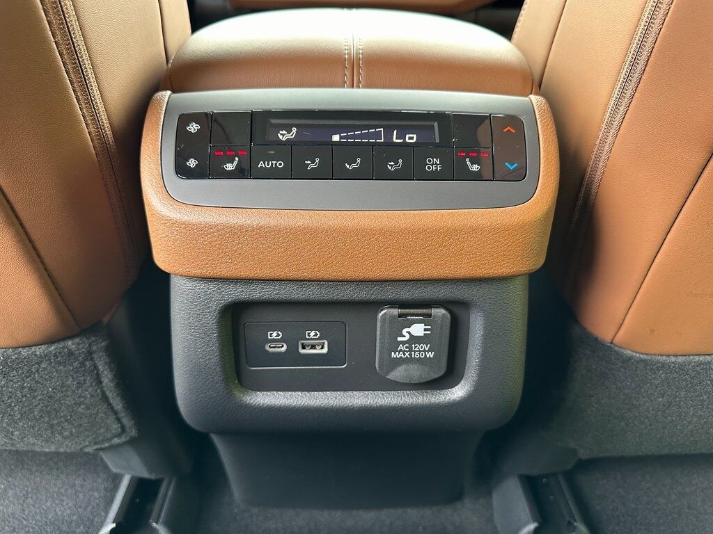 2024 Nissan Pathfinder Platinum w/Platinum Captains Pkg San Clemente CA
