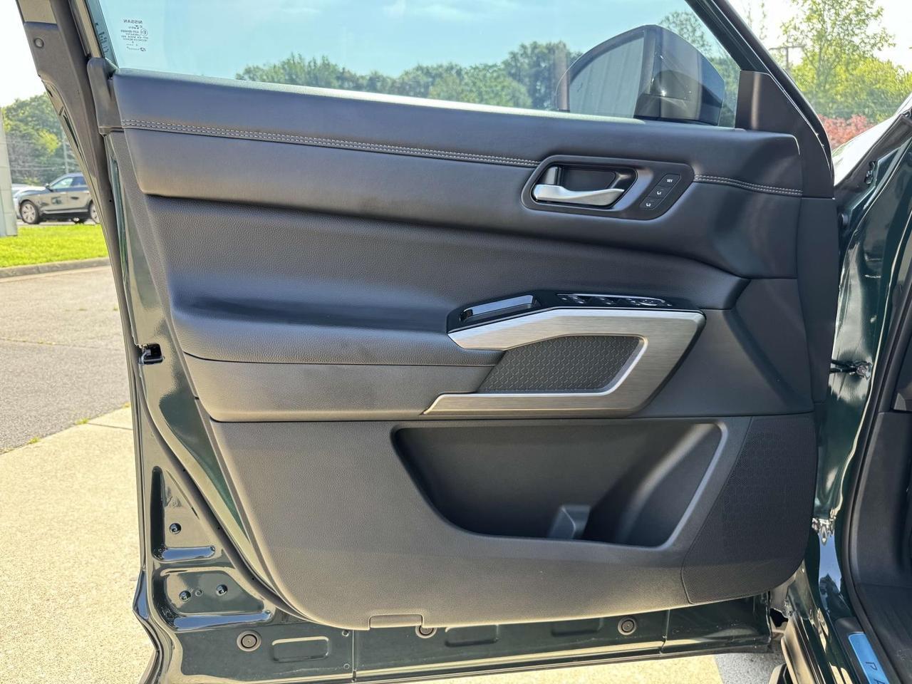 2024 Nissan Pathfinder Platinum Chantilly VA