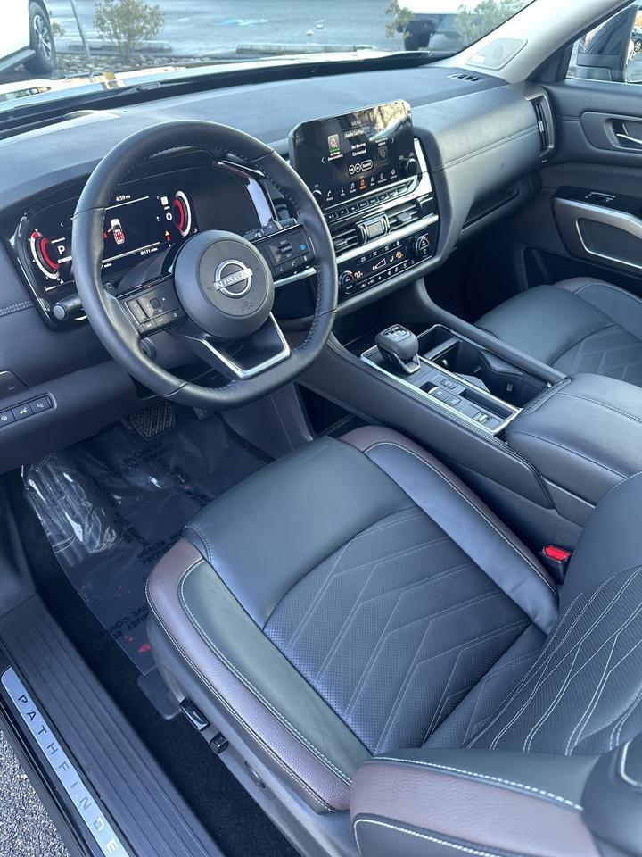 2024 Nissan Pathfinder Platinum Glen Burnie MD