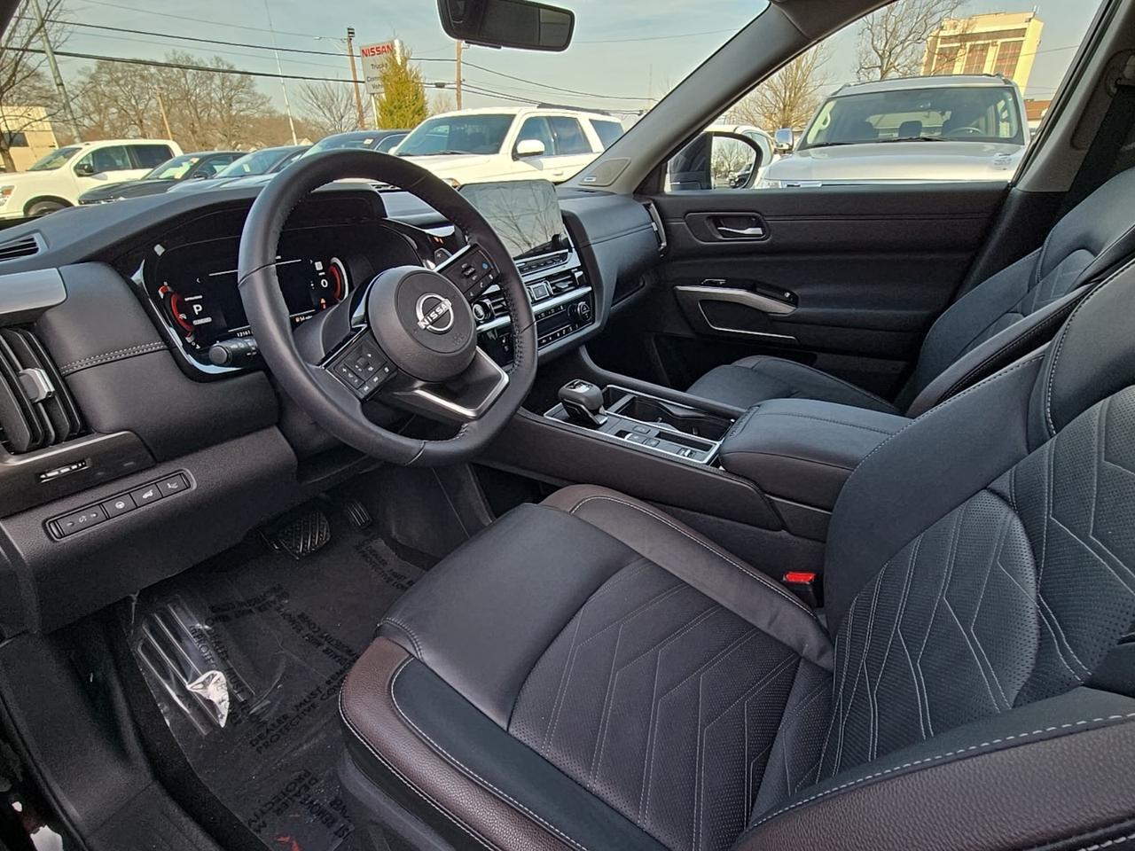 2024 Nissan Pathfinder Platinum Glen Burnie MD