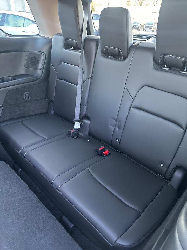 2024 Nissan Pathfinder Platinum Glen Burnie MD