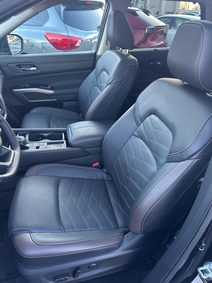 2024 Nissan Pathfinder Platinum Glen Burnie MD