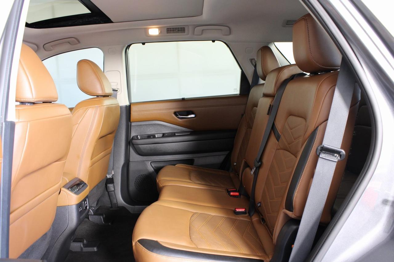 2024 Nissan Pathfinder Platinum Manassas VA