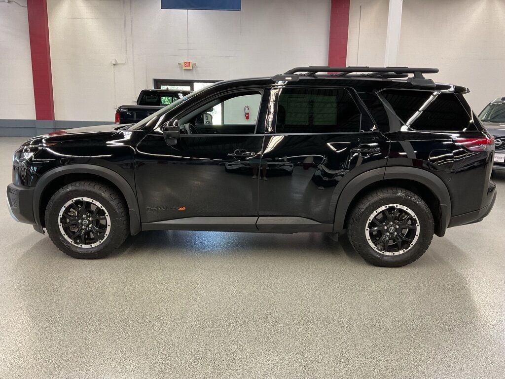 2024 Nissan Pathfinder Rock Creek Duluth MN