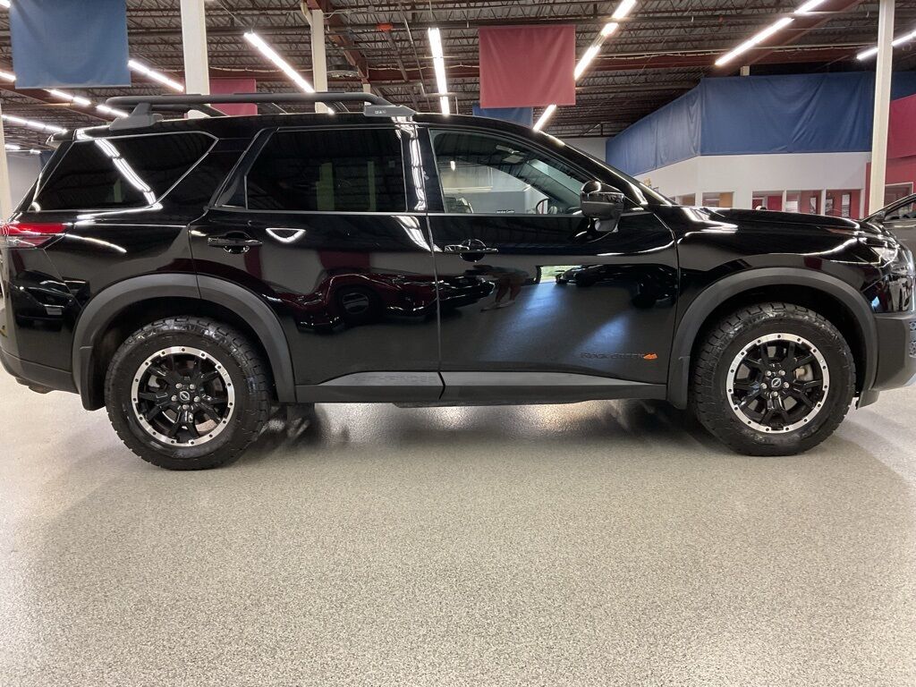 2024 Nissan Pathfinder Rock Creek Duluth MN