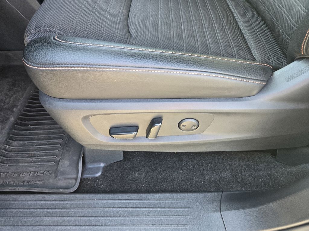 2024 Nissan Pathfinder Rock Creek Folsom CA