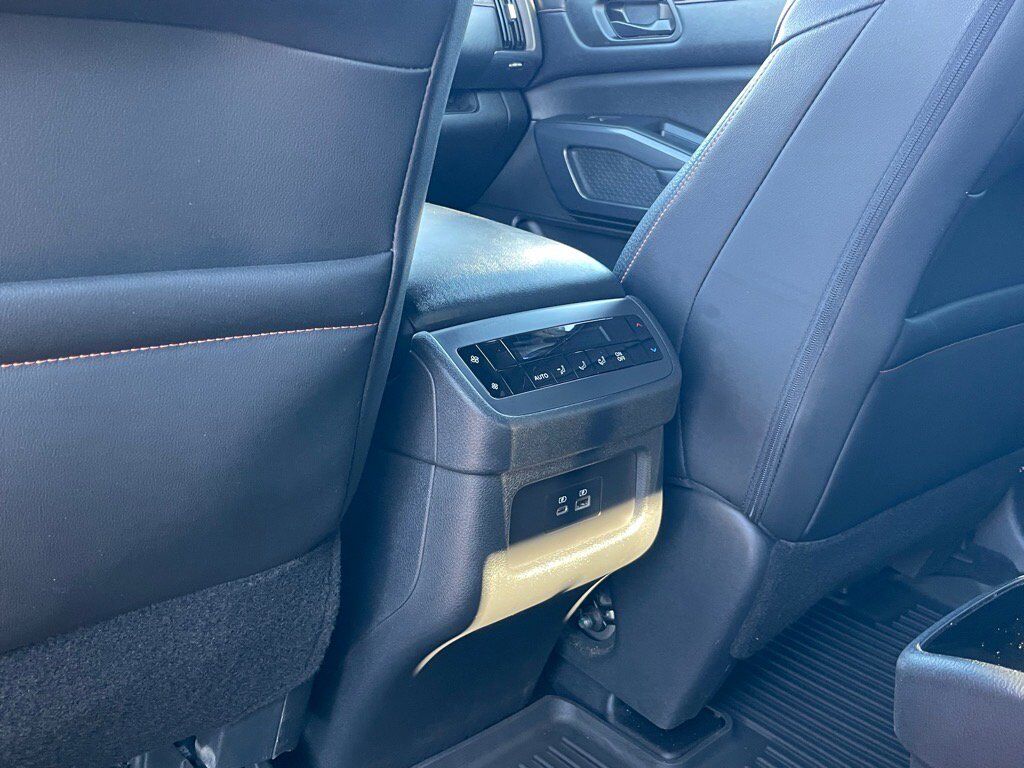 2024 Nissan Pathfinder Rock Creek photo 23