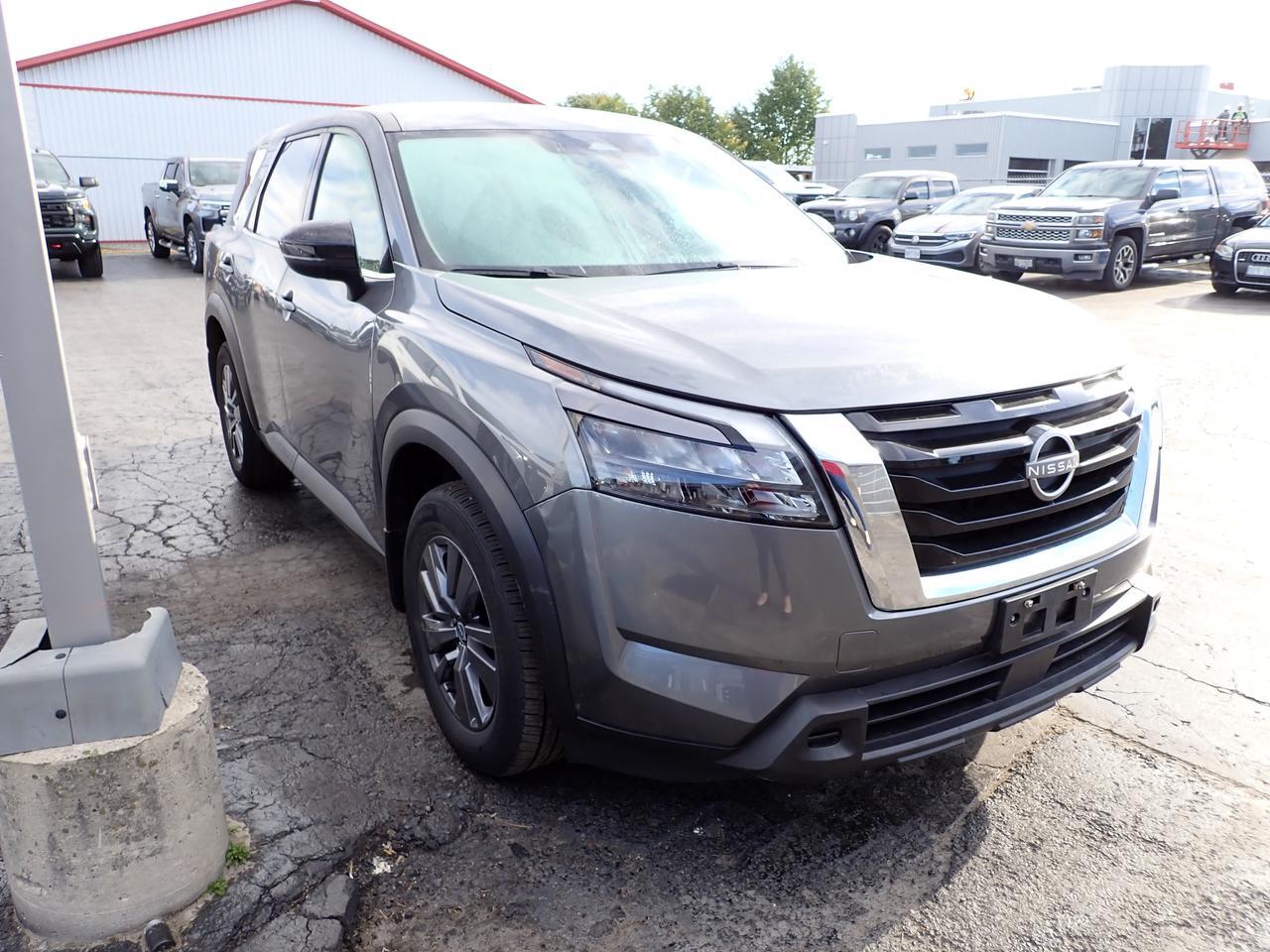 2024 Nissan Pathfinder S 4WD