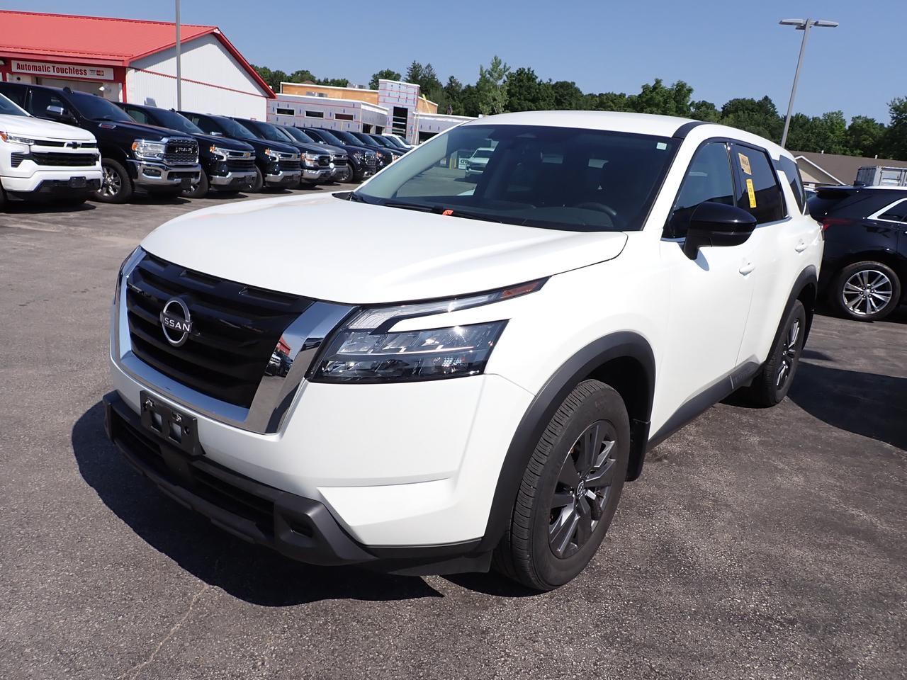 2024 Nissan Pathfinder S 4WD Listowel ON