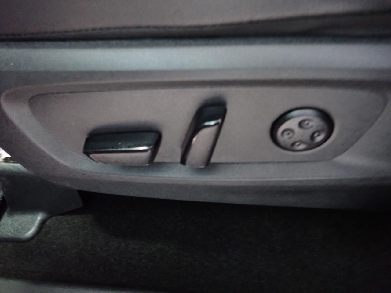 2024 Nissan Pathfinder SL 4WD LEATHER NAVI SUNROOF 8PASS Listowel ON