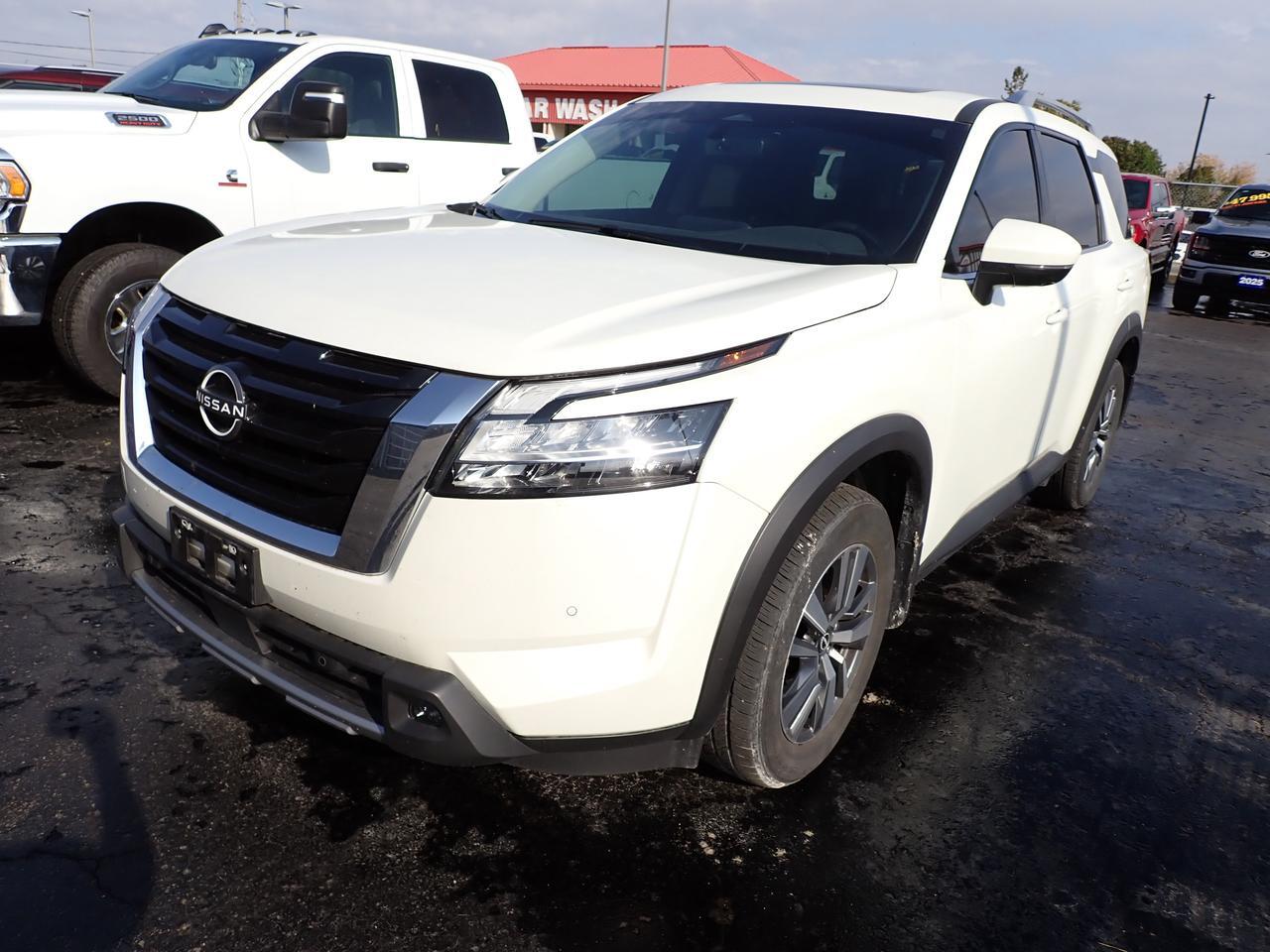 2024 Nissan Pathfinder SL 4WD Listowel ON