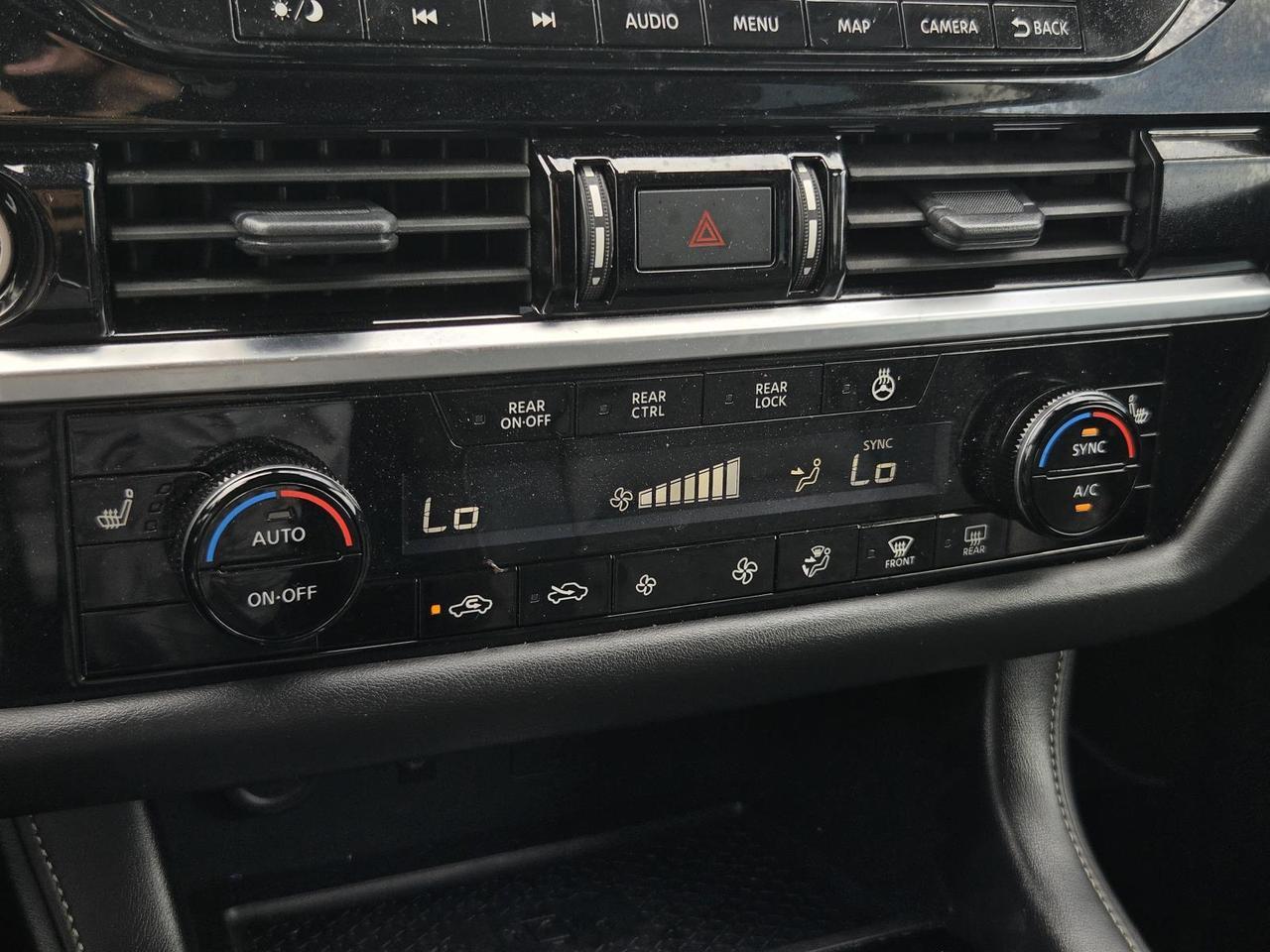 2024 Nissan Pathfinder SL Beeville TX
