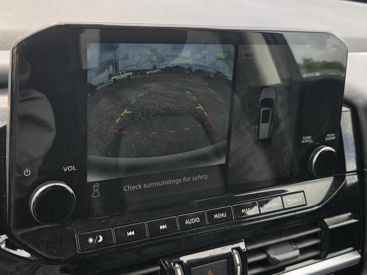 2024 Nissan Pathfinder SL Beeville TX