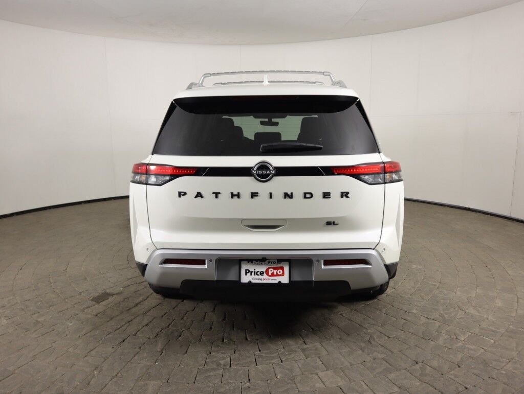 2024 Nissan Pathfinder SL Black Appearance Package Maumee OH
