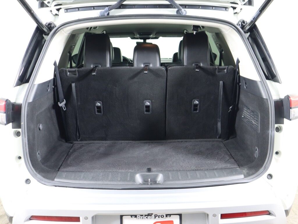 2024 Nissan Pathfinder SL Black Appearance Package Maumee OH