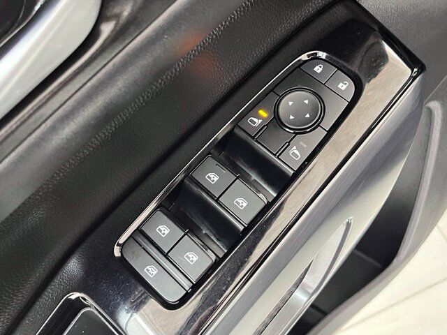 2024 Nissan Pathfinder SL Carrollton TX