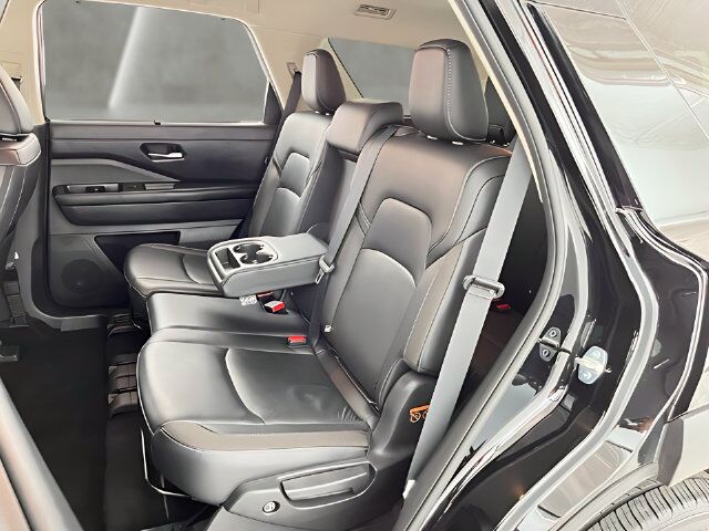 2024 Nissan Pathfinder SL Carrollton TX