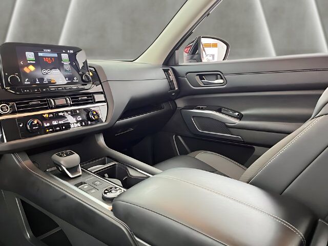 2024 Nissan Pathfinder SL Carrollton TX