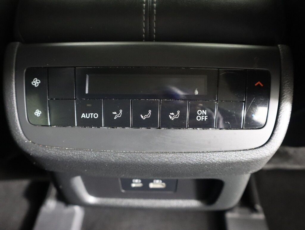 2024 Nissan Pathfinder SL FWD Black Appearance Package Maumee OH