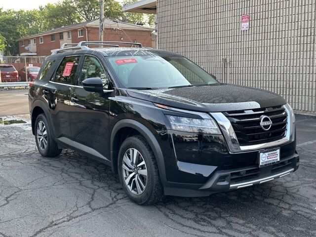 2024 Nissan Pathfinder SL Glendale Heights IL