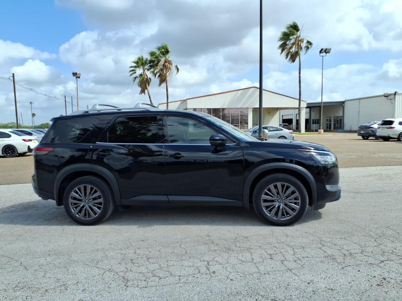 2024 Nissan Pathfinder SL Brownsville TX