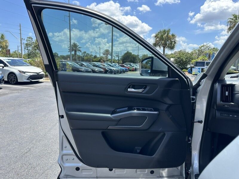 2024 Nissan Pathfinder SL Jacksonville FL