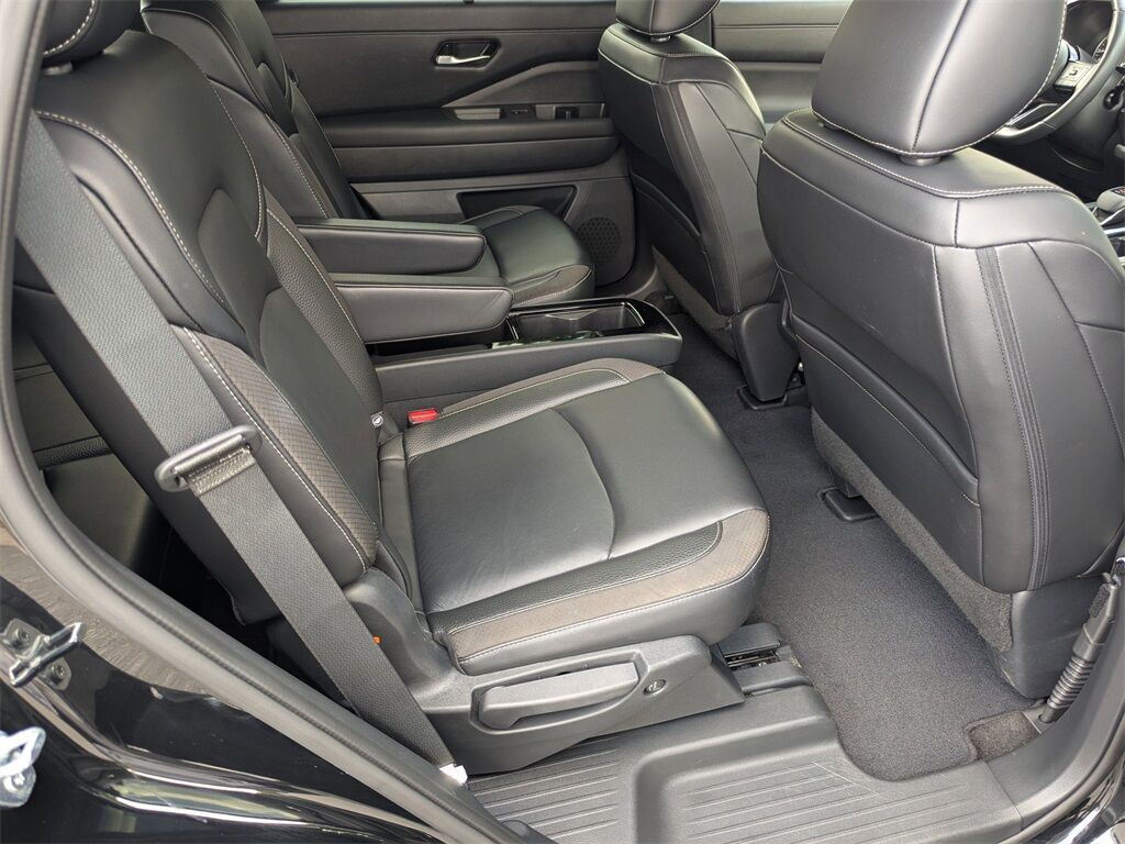 2024 Nissan Pathfinder SL Kennesaw GA