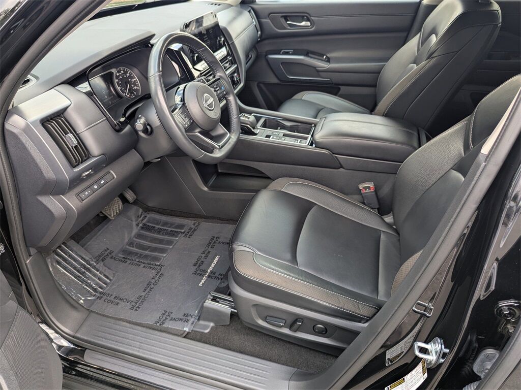 2024 Nissan Pathfinder SL Kennesaw GA