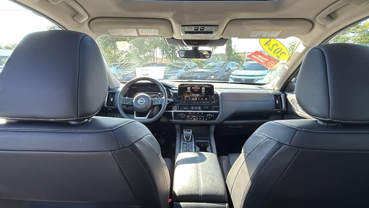 2024 Nissan Pathfinder SL Medford MA