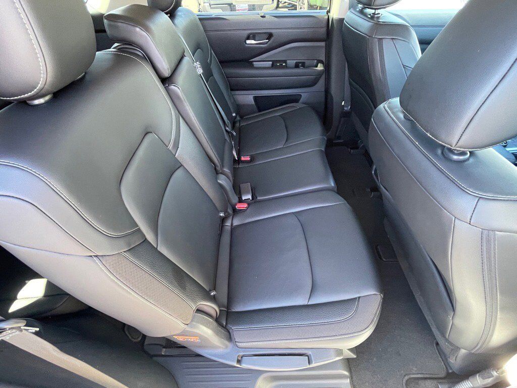 2024 Nissan Pathfinder SL Oak Ridge TN