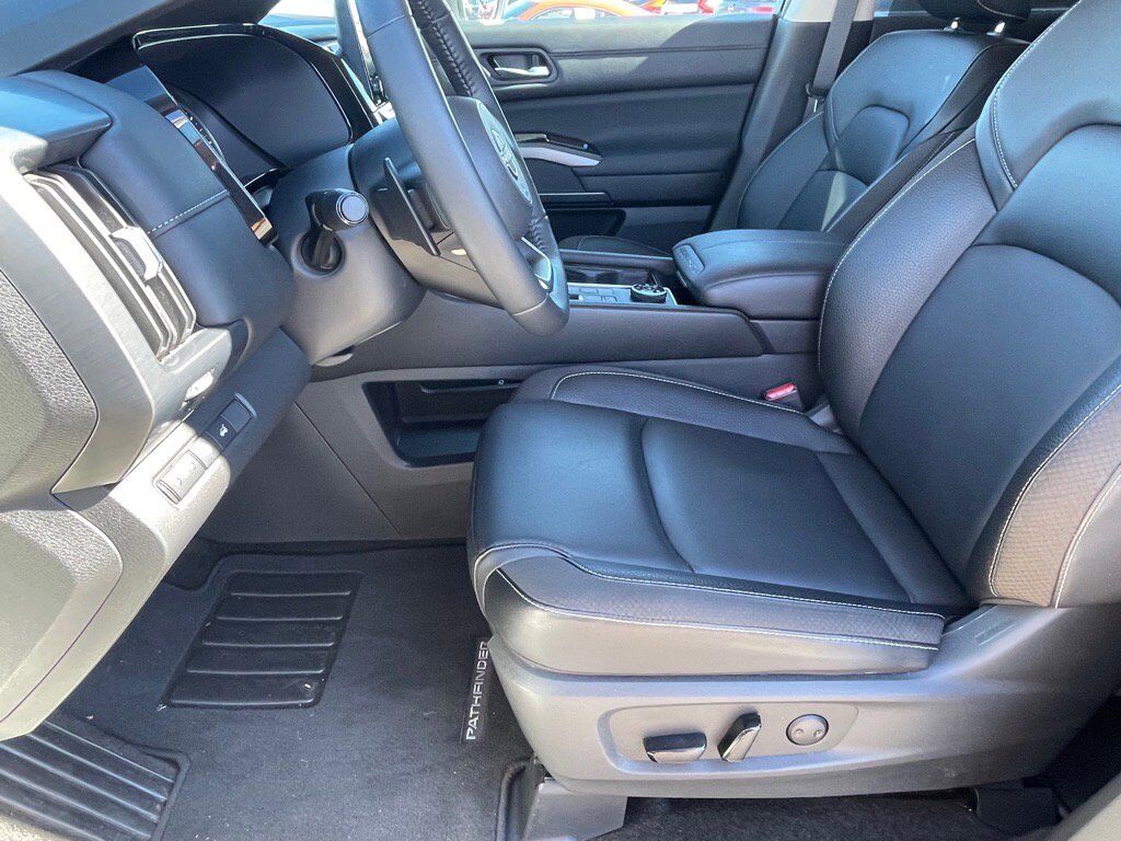 2024 Nissan Pathfinder SL Oak Ridge TN