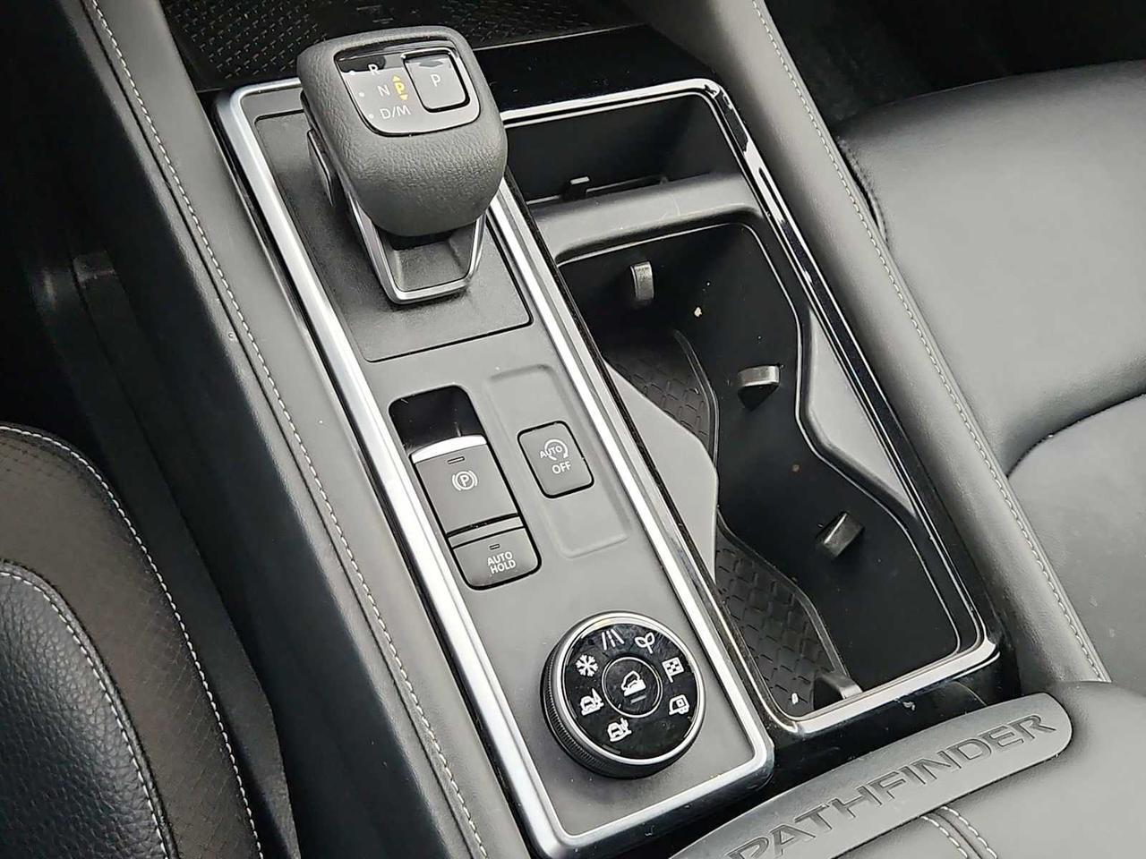 2024 Nissan Pathfinder SL Irving TX