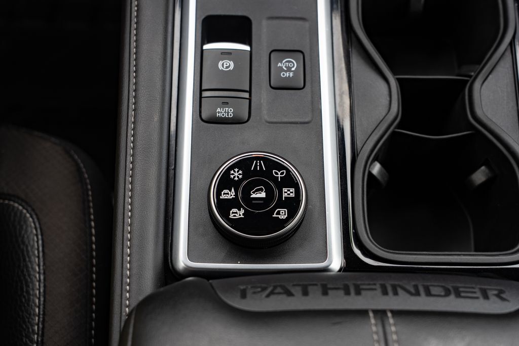 2024 Nissan Pathfinder SL Beaverton OR
