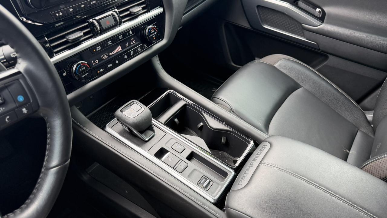 2024 Nissan Pathfinder SL New Braunfels TX