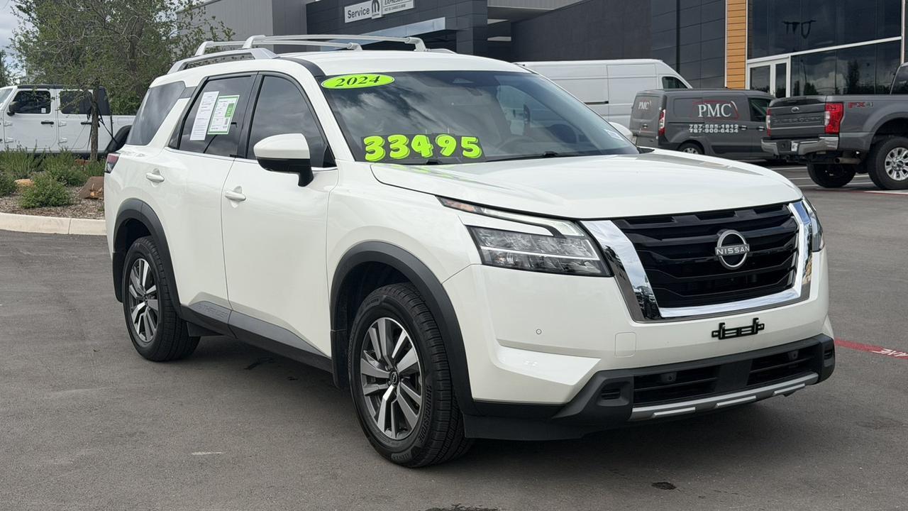 2024 Nissan Pathfinder SL