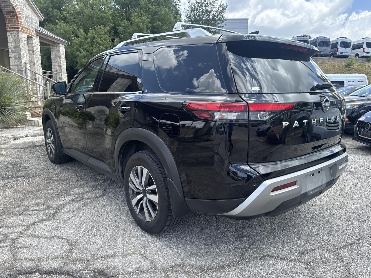 2024 Nissan Pathfinder SL San Antonio TX