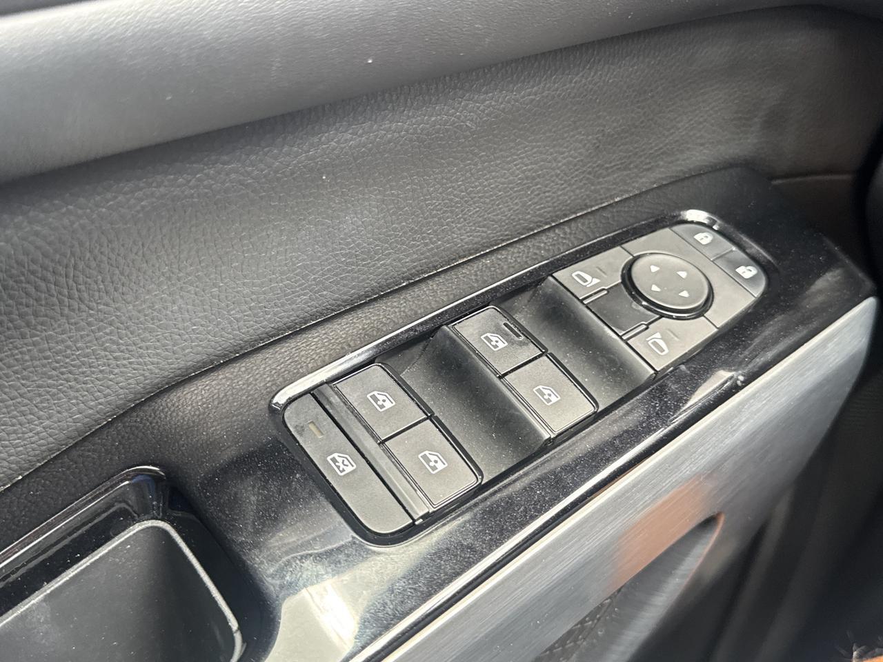 2024 Nissan Pathfinder SL San Antonio TX