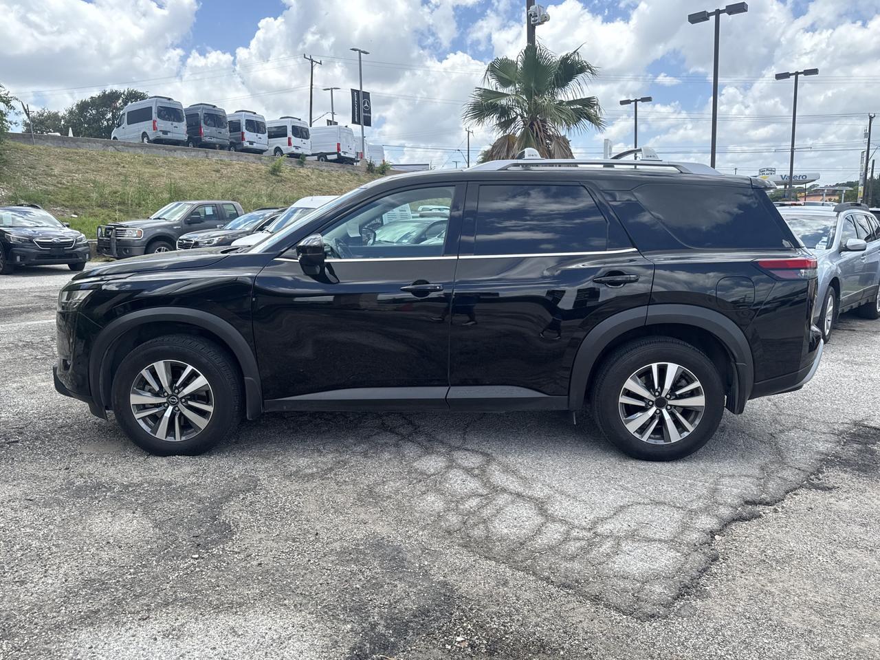2024 Nissan Pathfinder SL San Antonio TX