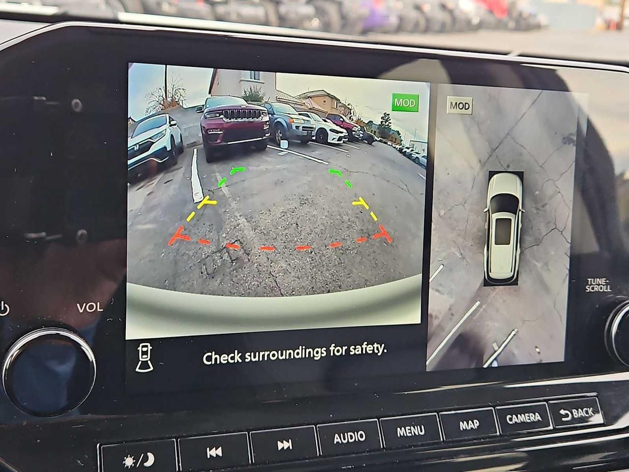 2024 Nissan Pathfinder SL Irving TX